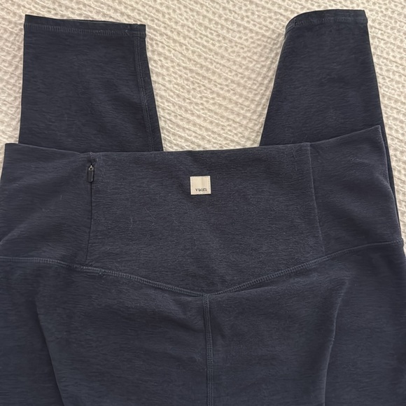Vuori Clean Elevation Legging - Size Large - Picture 6 of 9